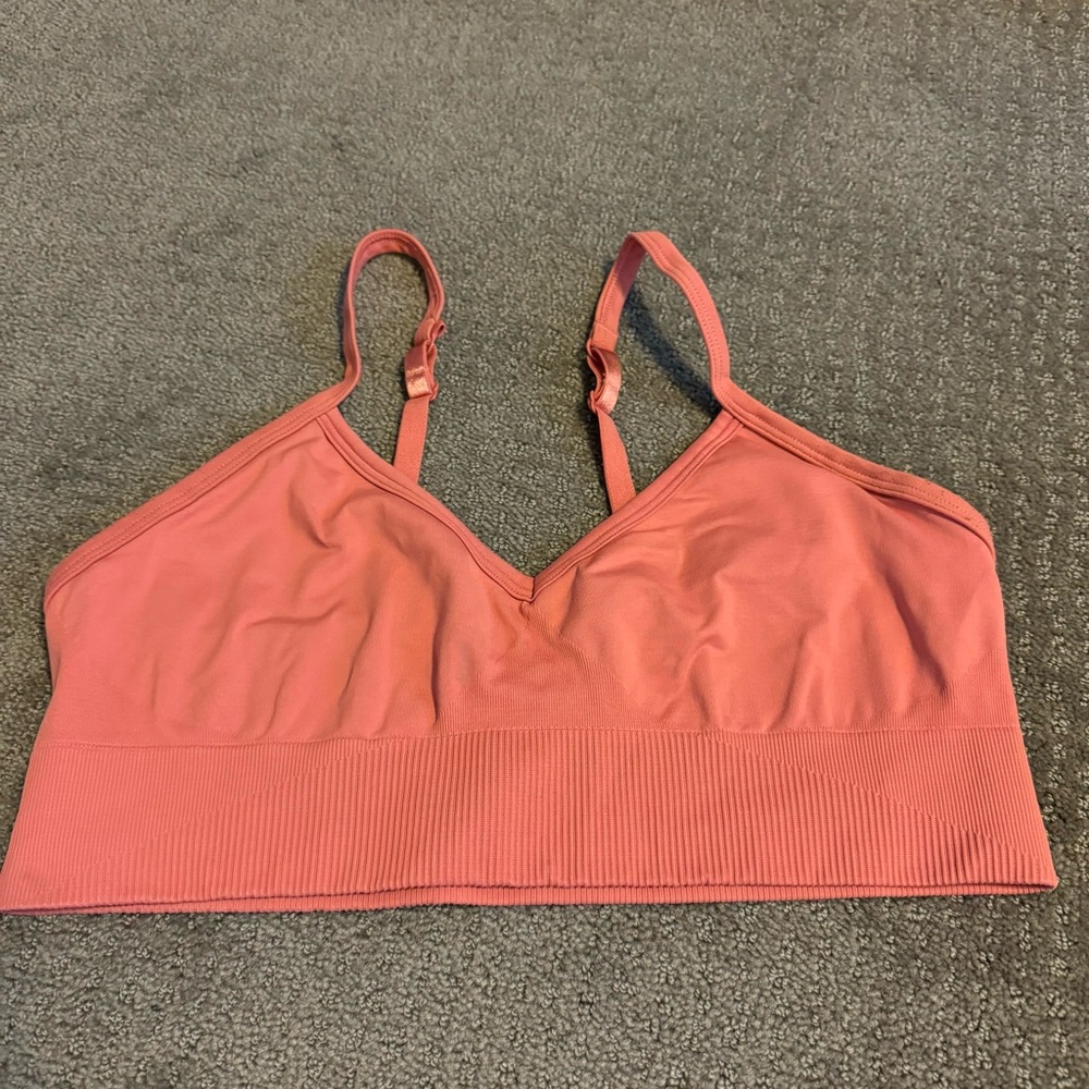 Lululemon Ebb to Street Bra Size 10